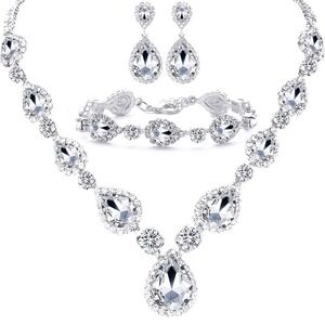 Miraculous Garden 4 Piece Teardrop Crystals Jewelry Set Rhinestones Silver‎ Tone